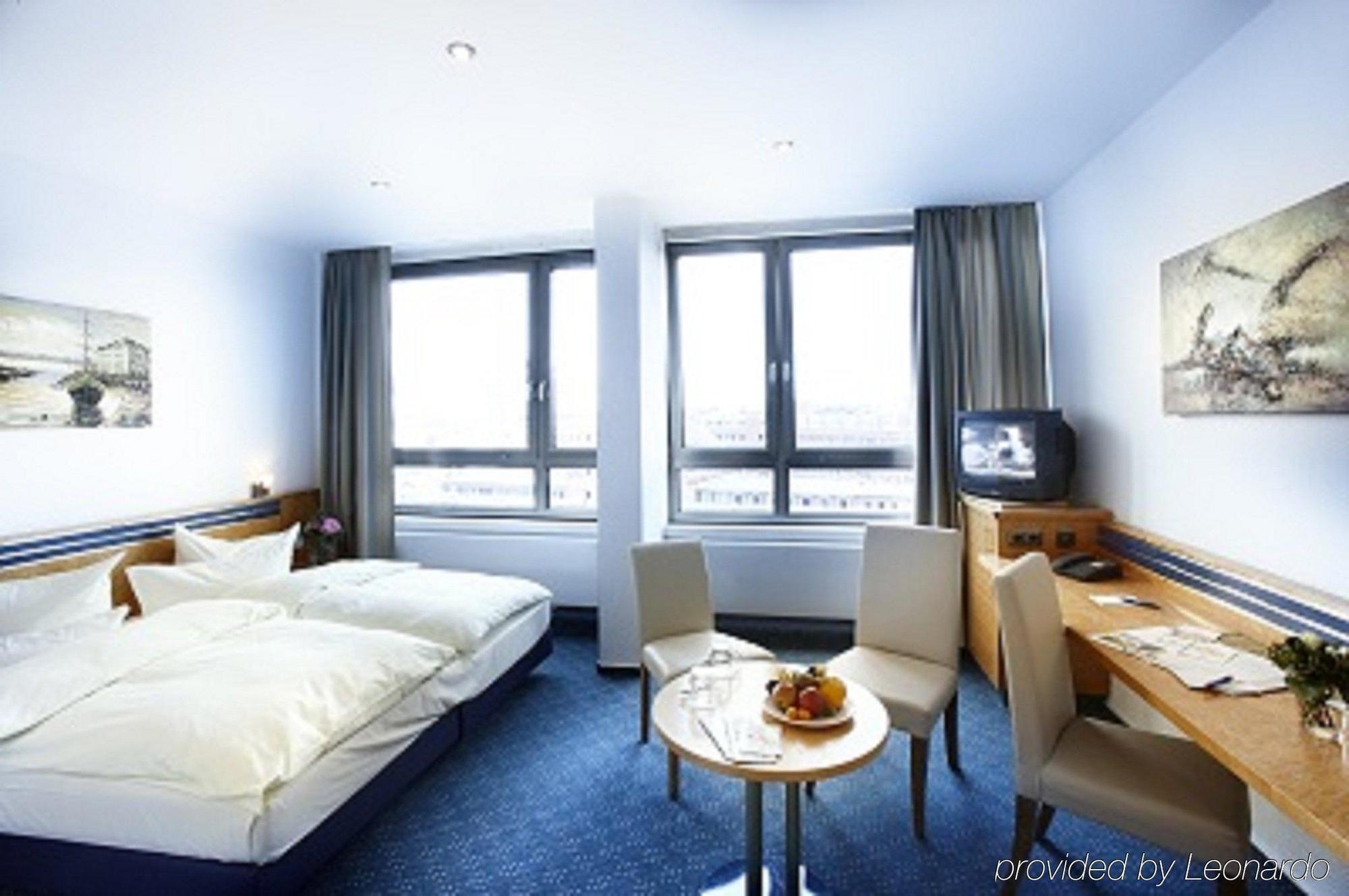 Hotel Astor Kiel By Campanile מראה חיצוני תמונה