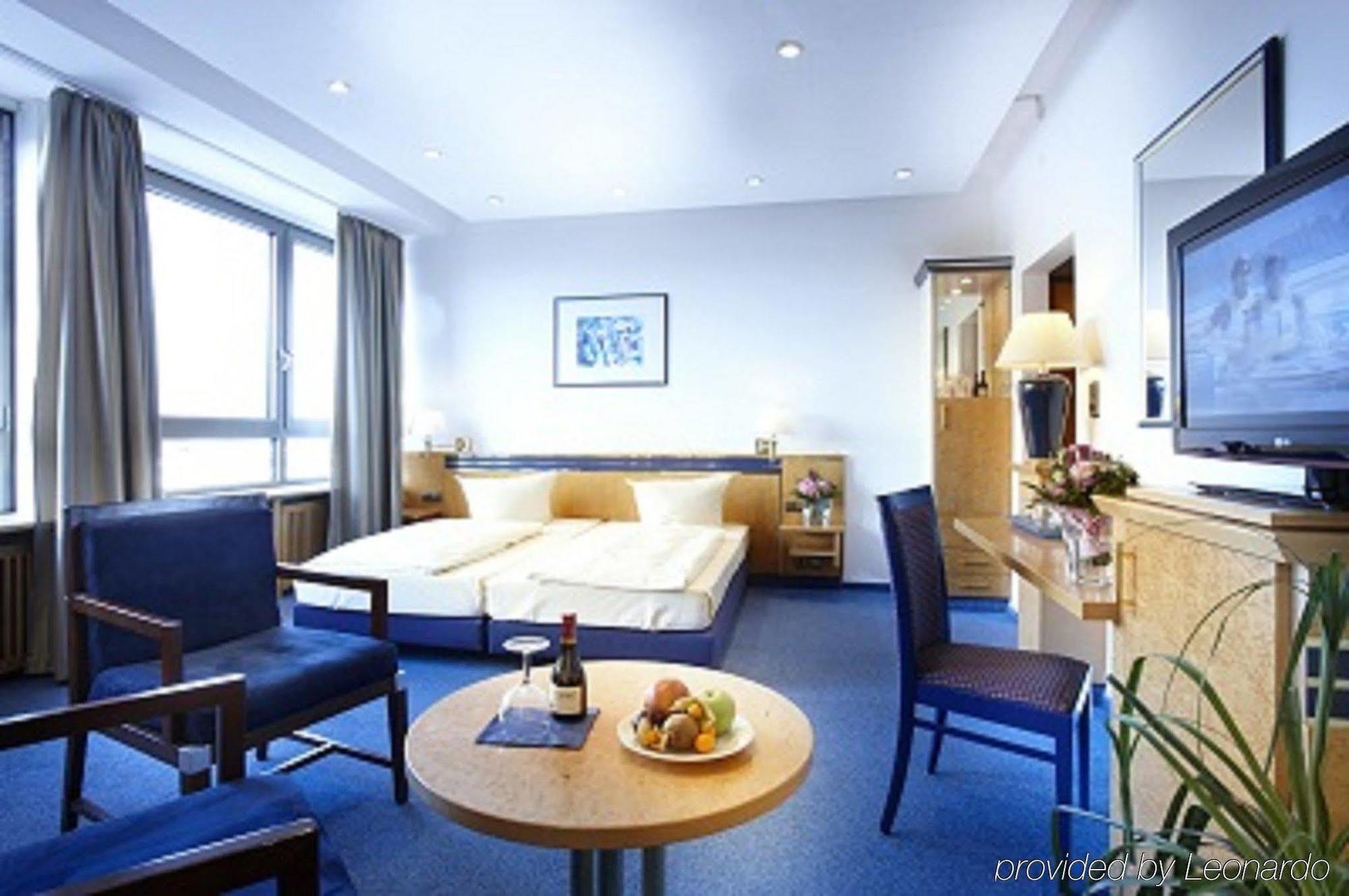 Hotel Astor Kiel By Campanile מראה חיצוני תמונה